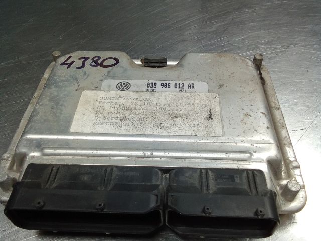 bontott VW POLO III Motorvezérlő