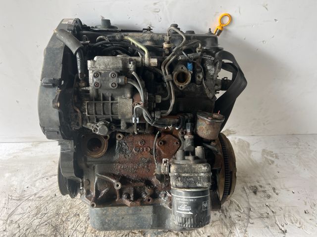 bontott VW POLO III Motor (Fűzött blokk hengerfejjel)