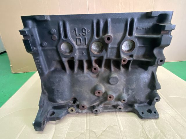 bontott VW POLO III Motorblokk (Fűzött)