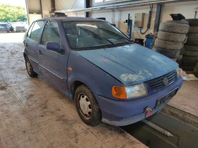 bontott VW POLO III Biztosítéktábla Motortér