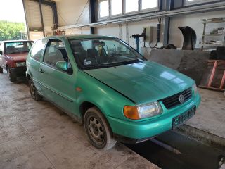 bontott VW POLO III Biztosítéktábla Motortér