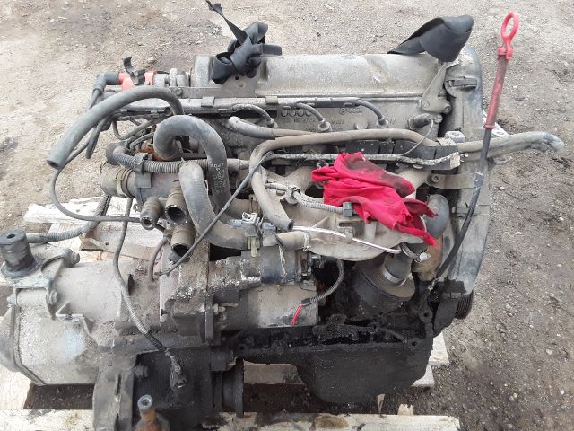 bontott VW POLO III Motor (Fűzött blokk hengerfejjel)