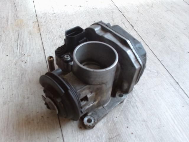 bontott VW POLO III Fojtószelep (Mechanikus)