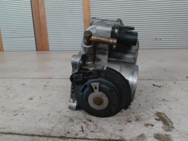 bontott VW POLO III Fojtószelep (Mechanikus)