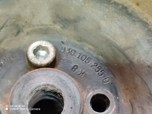 bontott VW POLO III Főtengely Szíjtárcsa