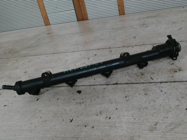 bontott VW POLO III Porlasztó Sor / Híd