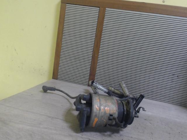 bontott VW POLO III Gyújtáselosztó és Gyertya Kábel