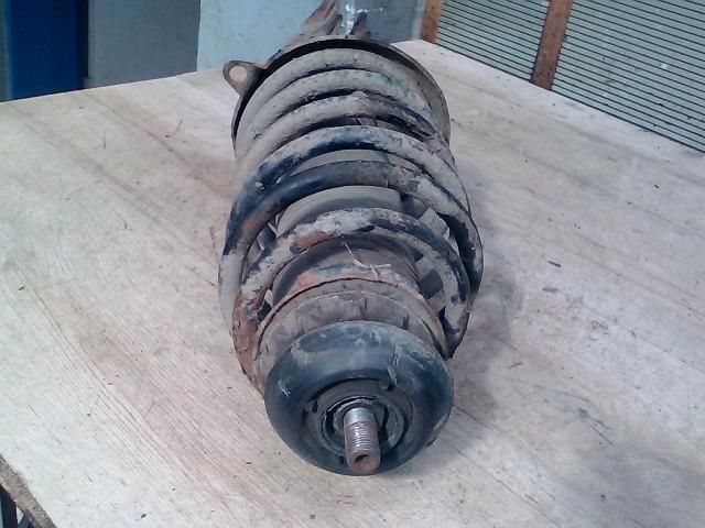 bontott VW POLO III Jobb első Gólyaláb (Lengécsillapító, Rugó)