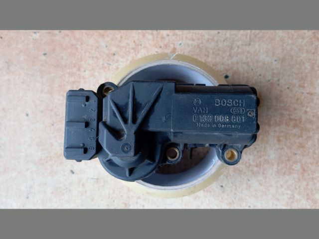 bontott VW POLO III Központi Injektor