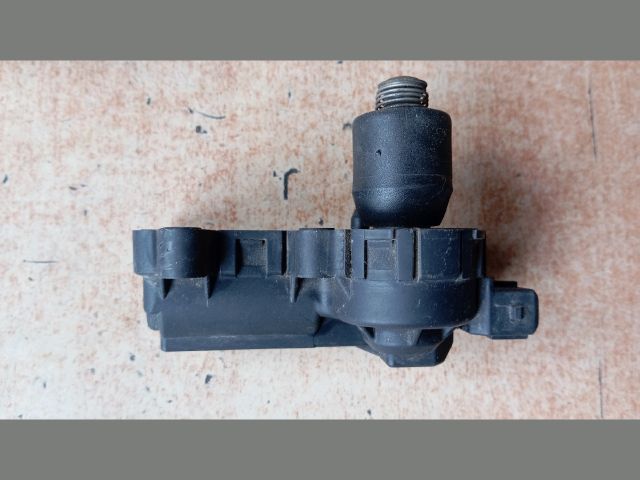 bontott VW POLO III Központi Injektor