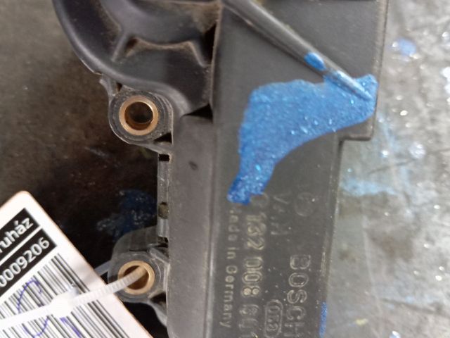 bontott VW POLO III Központi Injektor