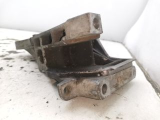 bontott VW POLO III Motor Tartó Bak (Fém)