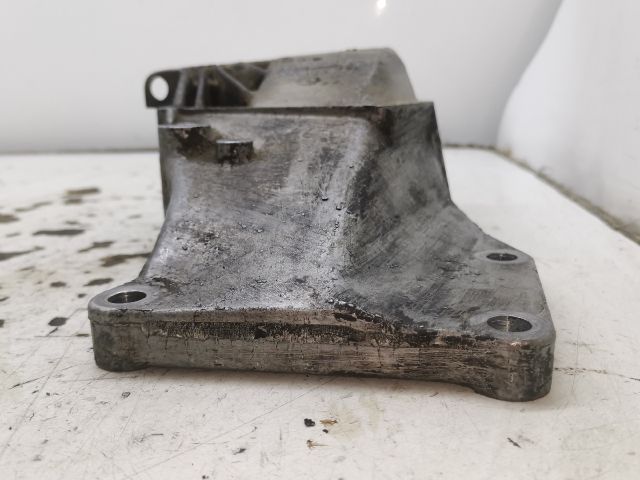 bontott VW POLO III Motor Tartó Bak (Fém)