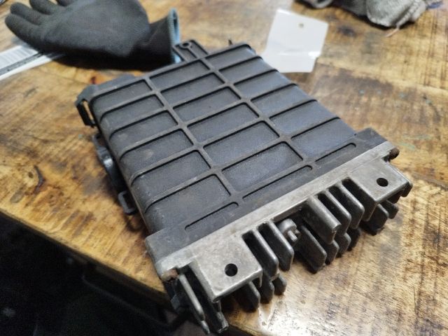 bontott VW POLO III Motorvezérlő