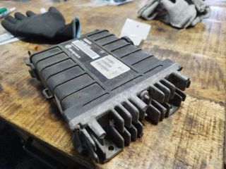 bontott VW POLO III Motorvezérlő