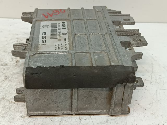 bontott VW POLO III Motorvezérlő