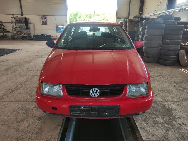 bontott VW POLO III Bal első Gólyaláb (Lengécsillapító, Rugó)