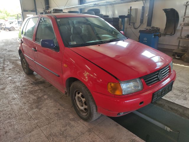 bontott VW POLO III Biztosítéktábla Motortér