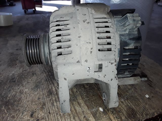 bontott VW POLO III Generátor