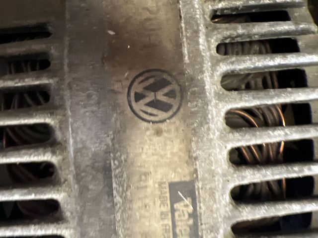 bontott VW POLO III Generátor