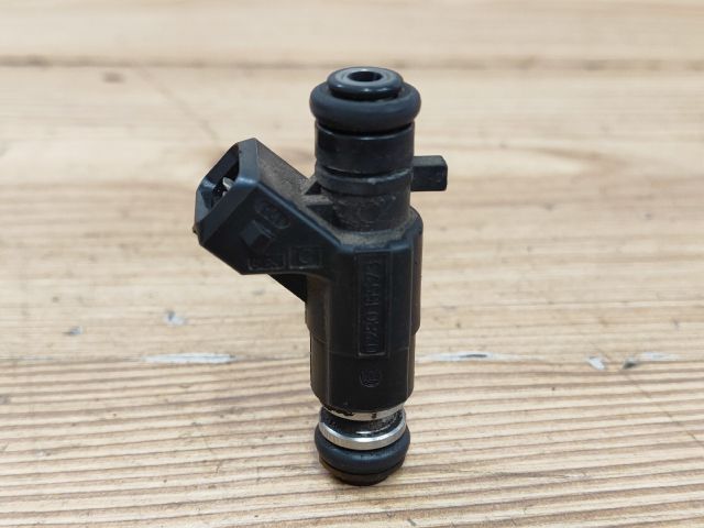 bontott VW POLO III Porlasztó (1 db)