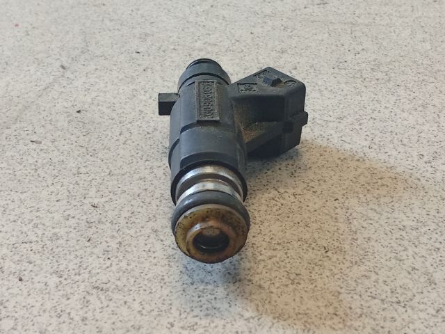 bontott VW POLO III Porlasztó (1 db)