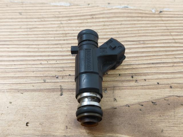 bontott VW POLO III Porlasztó (1 db)