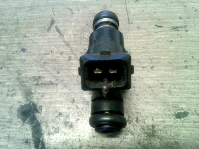 bontott VW POLO III Porlasztó Sor / Híd