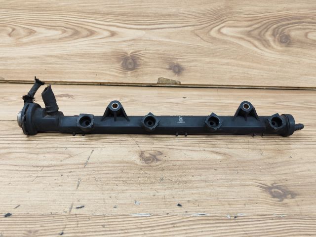 bontott VW POLO III Porlasztó Sor / Híd