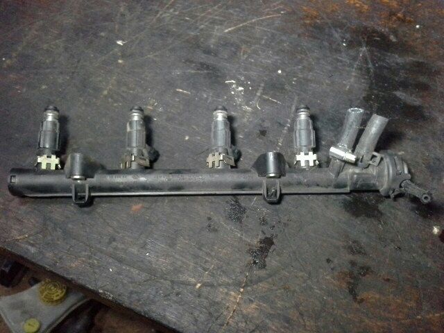 bontott VW POLO III Porlasztó Sor / Híd