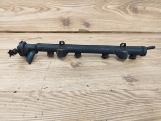 bontott VW POLO III Porlasztó Sor / Híd