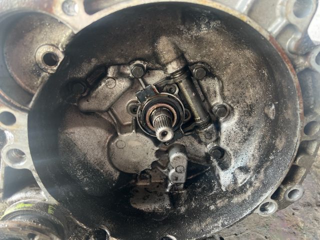 bontott VW POLO III Váltó (Mechanikus)