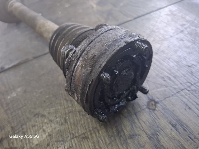 bontott VW POLO III Bal Féltengely