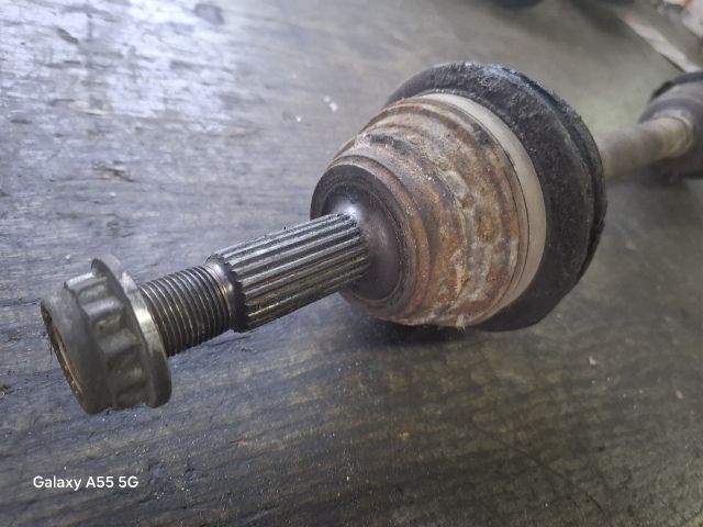 bontott VW POLO III Bal Féltengely