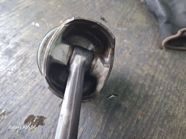 bontott VW POLO III Dugattyú és Hajtókar