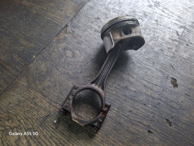 bontott VW POLO III Dugattyú és Hajtókar