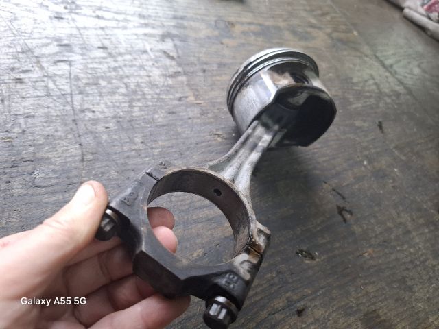 bontott VW POLO III Dugattyú és Hajtókar