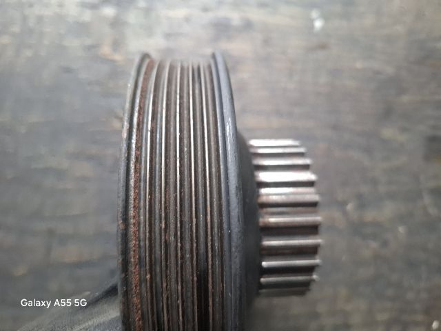 bontott VW POLO III Főtengely Szíjtárcsa