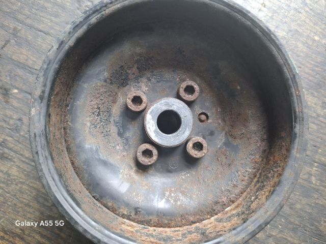 bontott VW POLO III Főtengely Szíjtárcsa