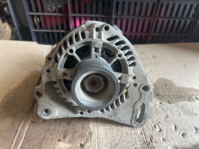 bontott VW POLO III Generátor