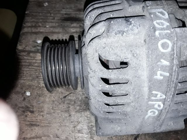 bontott VW POLO III Generátor