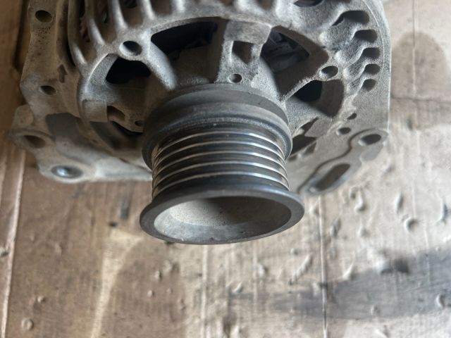 bontott VW POLO III Generátor