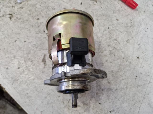 bontott VW POLO III Gyújtáselosztó