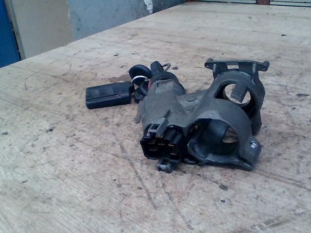 bontott VW POLO III Gyújtáskapcsoló