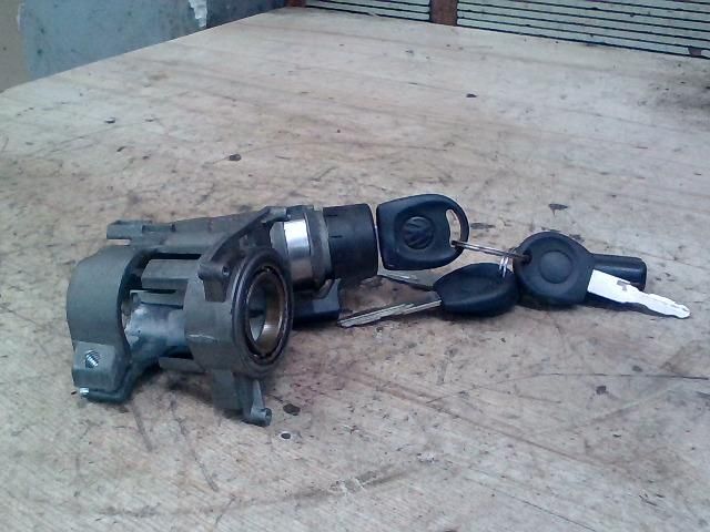 bontott VW POLO III Gyújtáskapcsoló