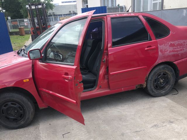 bontott VW POLO III Jobb első Gólyaláb (Lengécsillapító, Rugó)