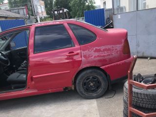 bontott VW POLO III Jobb első Gólyaláb (Lengécsillapító, Rugó)