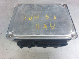 bontott VW POLO III Motorvezérlő