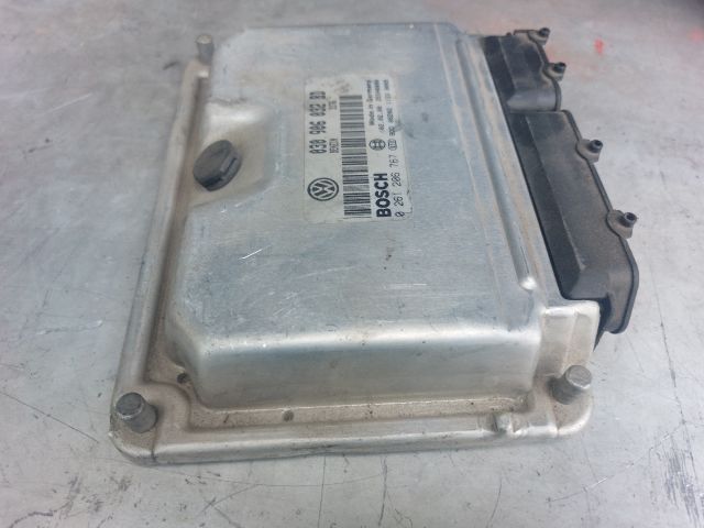 bontott VW POLO III Motorvezérlő