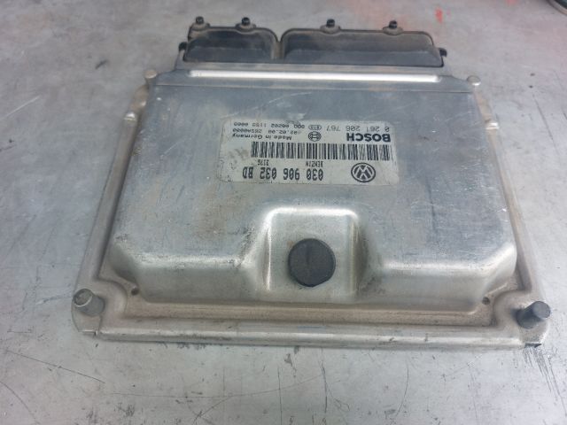 bontott VW POLO III Motorvezérlő